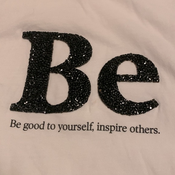 “Be” T-shirt - Picture 2 of 4